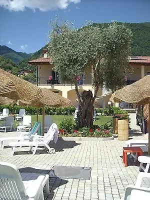 Sleeps 4 Pool Wifi