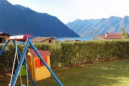 Sleeps 4 Pool Wifi Villa