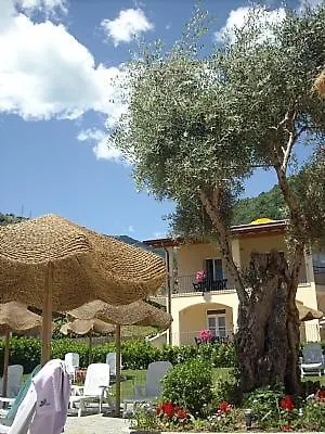 Sleeps 4 Pool Wifi Villa Ossuccio