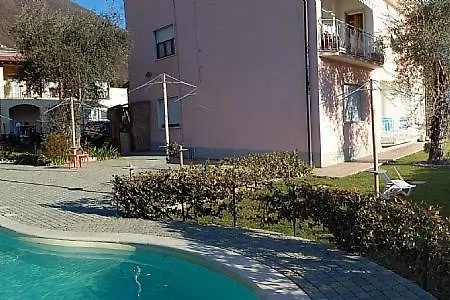 Sleeps 4 Pool Wifi Willa Ossuccio